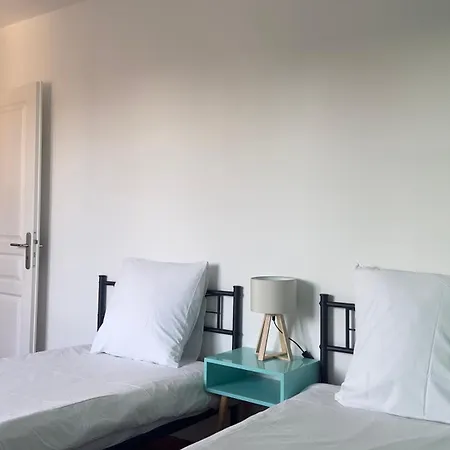 Ormoie Beautiful House 5 Bedroomed Near Disneyland Paris *
