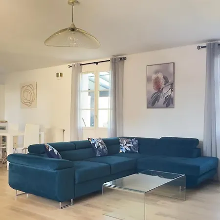 Ormoie Beautiful House 5 Bedroomed Near Disneyland Paris * Magny-le-Hongre