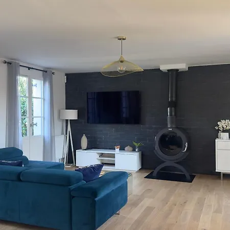 Apartment Ormoie Beautiful House 5 Bedroomed Near Disneyland Paris