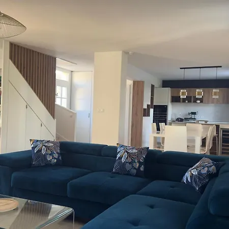 Apartment Ormoie Beautiful House 5 Bedroomed Near Disneyland Paris *